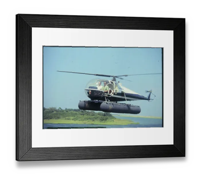 Framed Print : Edward Kennedy Arriving at Dyke Bridge Framed Print : Edward Kennedy Arriving at Dyke Bridge