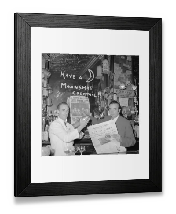 Framed Print : Bar Dedicating Drink to Apollo 11 Astronauts Framed Print : Bar Dedicating Drink to Apollo 11 Astronauts