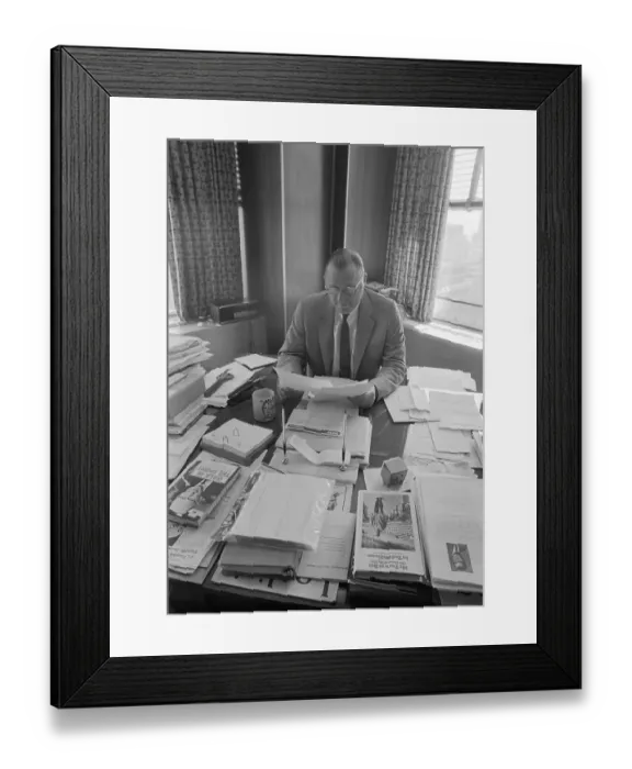 Framed Print : Bowie Kuhn announcing All Stars Framed Print : Bowie Kuhn announcing All Stars