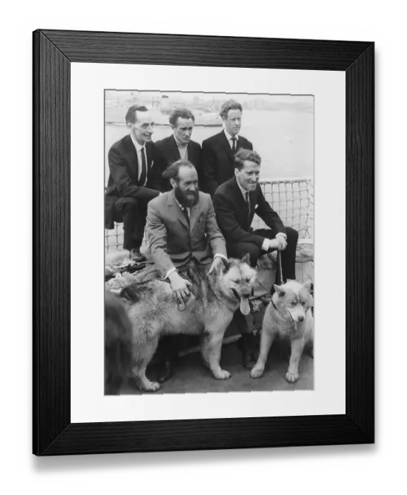 Framed Print : First Team to Trek Across North Pole Framed Print : First Team to Trek Across North Pole