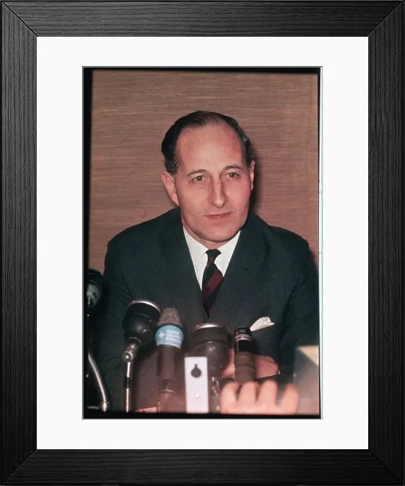 Framed Print : Portrait of Terance O'Neill