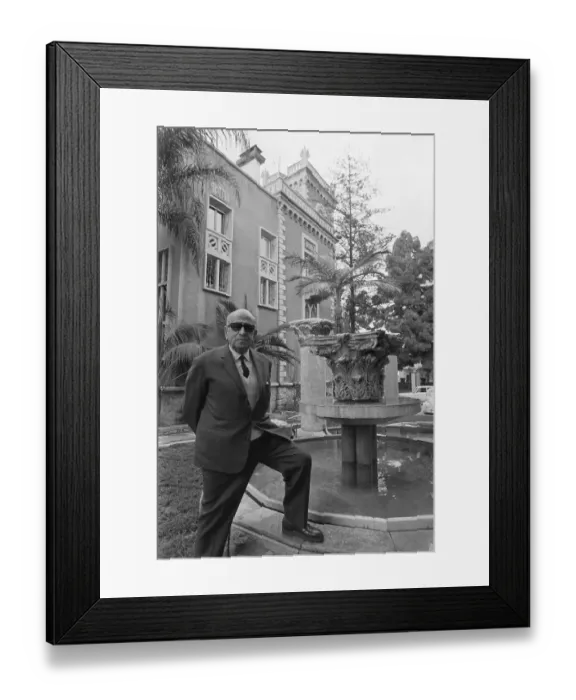 Framed Print : Henri Faroun Framed Print : Henri Faroun