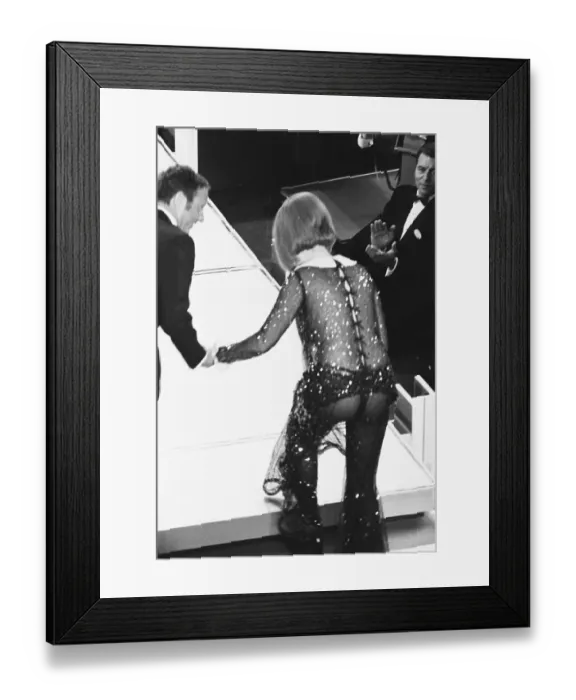 Framed Print : Barbra Streisand Stumbling up the Steps Framed Print : Barbra Streisand Stumbling up the Steps
