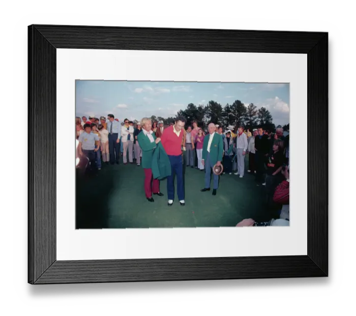 Framed Print : Tom Weiskopf Helping George Archer with Jacket Framed Print : Tom Weiskopf Helping George Archer with Jacket