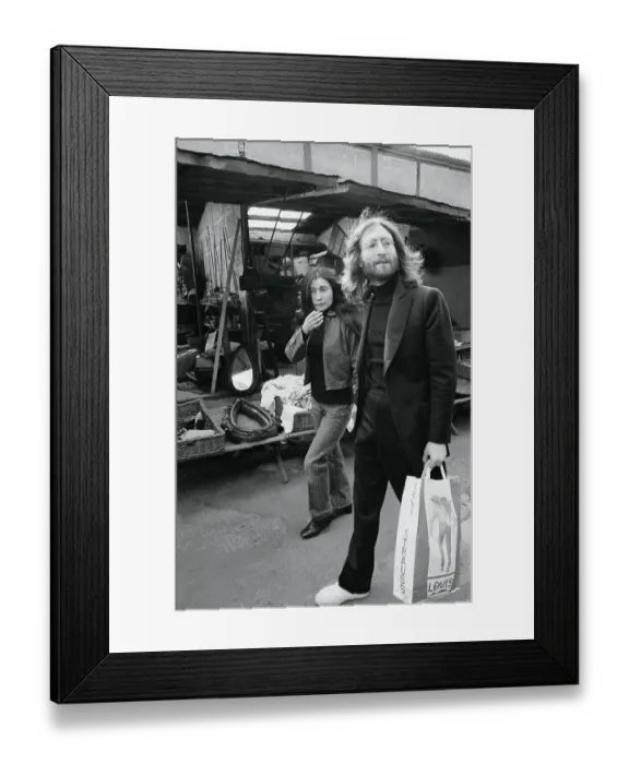 Framed Print : Musician John Lennon and Yoko Ono Shopping Framed Print : Musician John Lennon and Yoko Ono Shopping