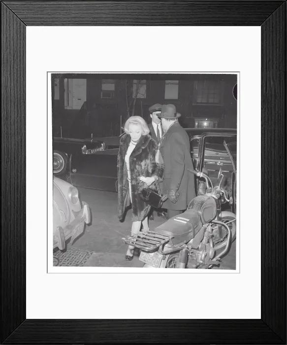 Framed Print : Marlene Dietrich with Leo Lerman Framed Print : Marlene Dietrich with Leo Lerman