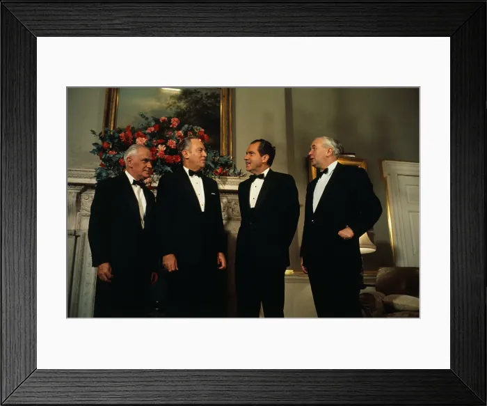 Framed Print : Richard Nixon Posing with Harold Wilson and Others Framed Print : Richard Nixon Posing with Harold Wilson and Others