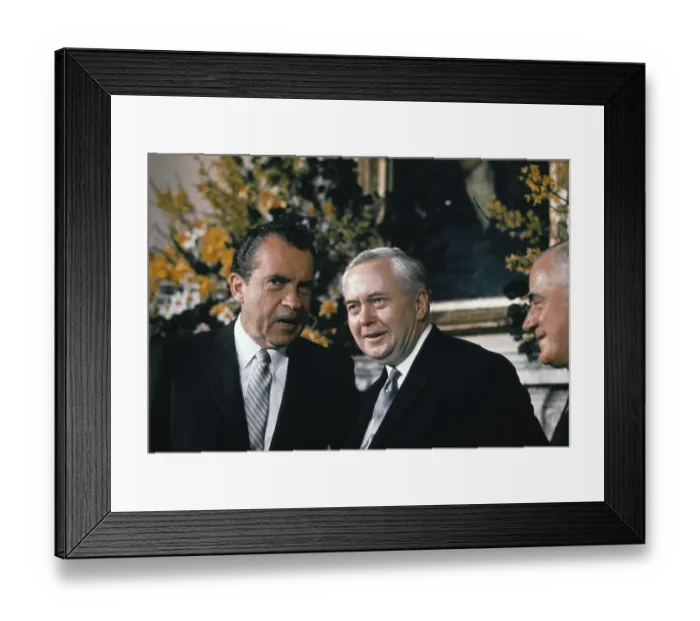 Framed Print : Richard Nixon Conferring with Harold Wilson