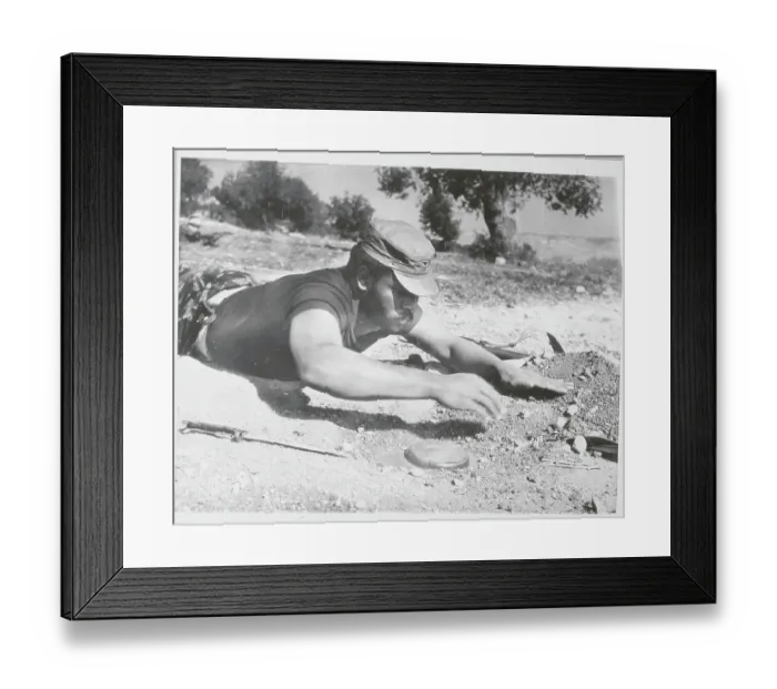 Framed Print : Jordanian Training with Mines