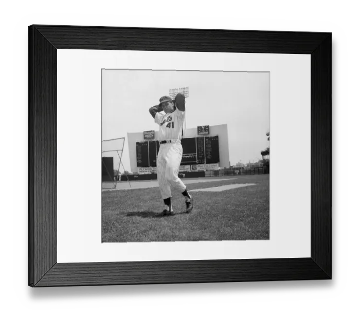 Framed Print : Tom Seaver with His Arms in Position to Pitch Ball