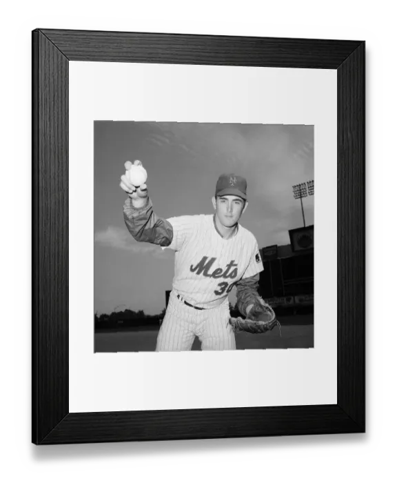 Framed Print : Nolan Ryan In Pitching Pose Framed Print : Nolan Ryan In Pitching Pose