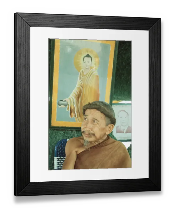 Framed Print : Nguyen Thanh Nam Sits With Audience on Cu Lao Island Framed Print : Nguyen Thanh Nam Sits With Audience on Cu Lao Island