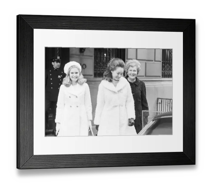 Framed Print : Pat Nixon With Daughters Framed Print : Pat Nixon With Daughters