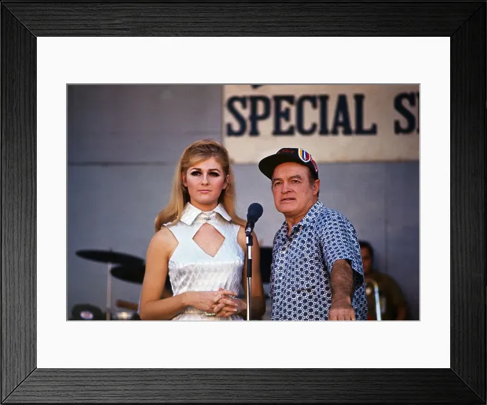 Framed Print : Bob Hope and Penelope Plummer Framed Print : Bob Hope and Penelope Plummer