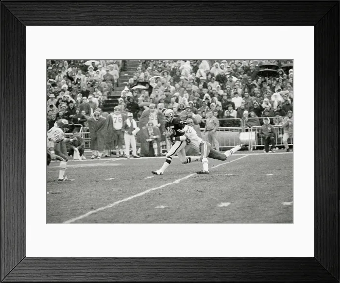 Framed Print : Fred Bilentnikoff Being Tackled by Goldie Sellers Framed Print : Fred Bilentnikoff Being Tackled by Goldie Sellers