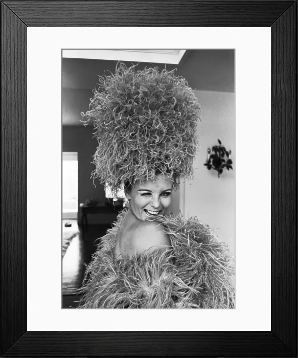 Framed Print : Ann-Margret in Glamorous Clothing Framed Print : Ann-Margret in Glamorous Clothing