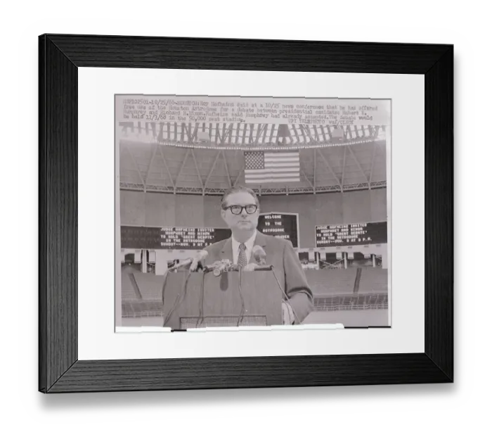 Framed Print : Roy Hofheiz Speaking Framed Print : Roy Hofheiz Speaking