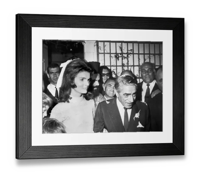 Framed Print : Newlyweds Jacqueline and Aristotle Onassis Framed Print : Newlyweds Jacqueline and Aristotle Onassis