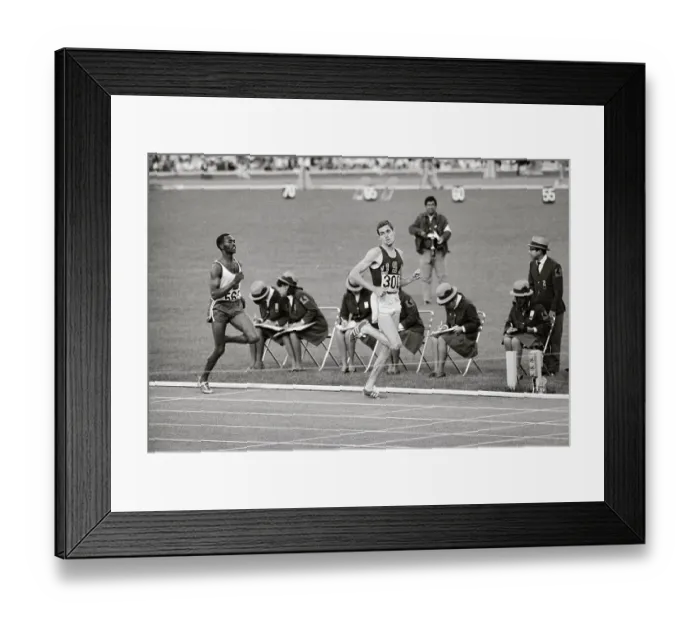 Framed Print : Jim Ryun Leading Race Framed Print : Jim Ryun Leading Race