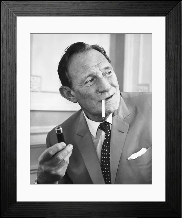 Framed Print : Trevor Howard Framed Print : Trevor Howard