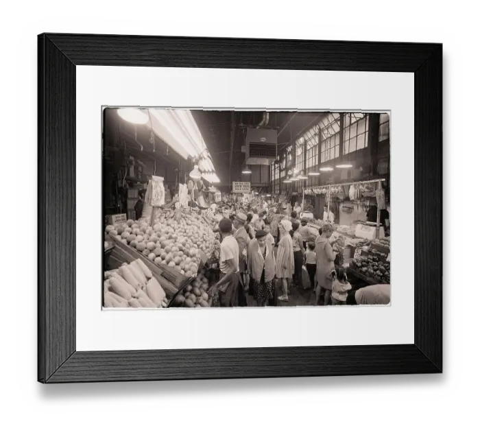 Framed Print : Shoppers in La Marqueta Framed Print : Shoppers in La Marqueta