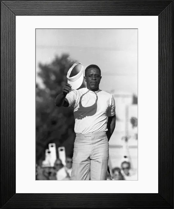 Framed Print : Lee Elder. Lee Edler is seen on the fourth hole of sudden death golf against Framed Print : Lee Elder. Lee Edler is seen on the fourth hole of sudden death golf against