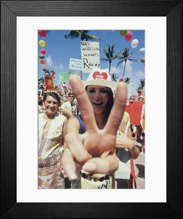 Framed Print : Rockefeller Fan Framed Print : Rockefeller Fan