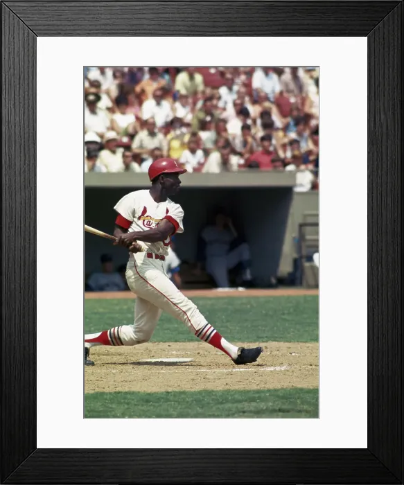 Framed Print : Lou Brock Swinging at a Pitch Framed Print : Lou Brock Swinging at a Pitch