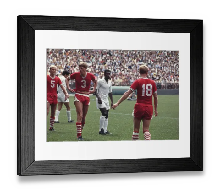 Framed Print : Pele. Brazilian footballer Pele (Edson Arantes do Nascimento Framed Print : Pele. Brazilian footballer Pele (Edson Arantes do Nascimento