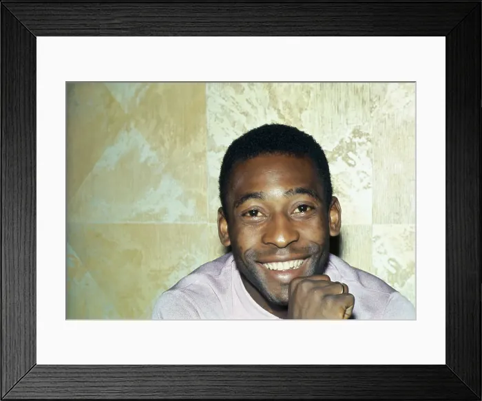Framed Print : Soccer Player Pele Framed Print : Soccer Player Pele