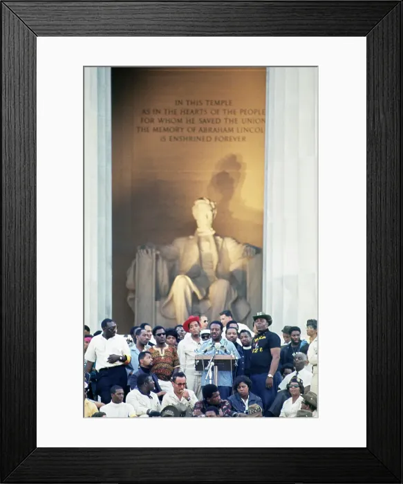 Framed Print : Reverend Ralph Abernathy Speaking At Lincoln Memorial Framed Print : Reverend Ralph Abernathy Speaking At Lincoln Memorial