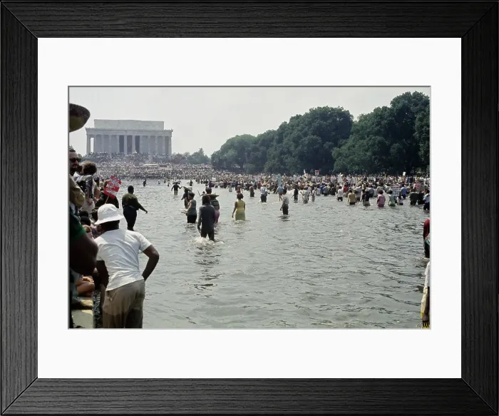 Framed Print : Anti-Poverty Protest At Lincoln Memorial Framed Print : Anti-Poverty Protest At Lincoln Memorial