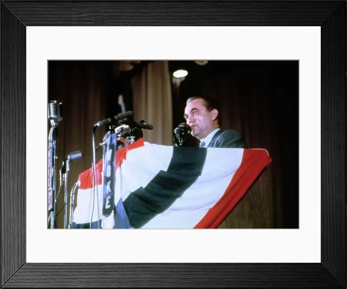 Framed Print : Close up Portrait of George Wallace Speaking Framed Print : Close up Portrait of George Wallace Speaking