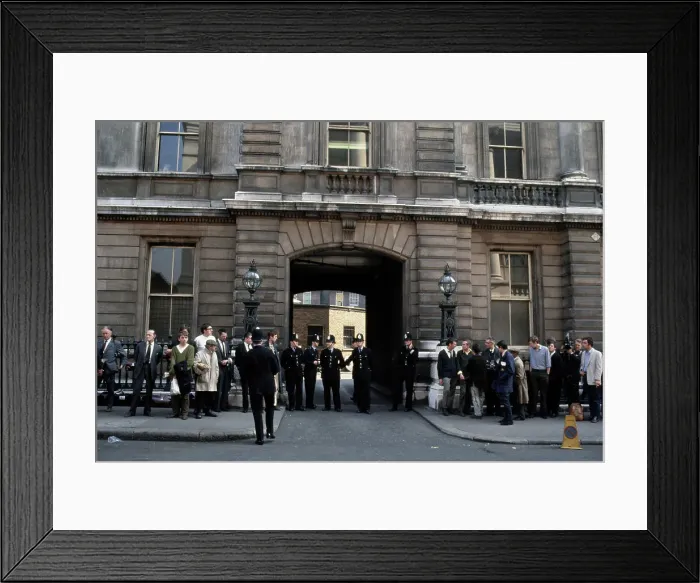 Framed Print : Police Outside Bow Street Court Framed Print : Police Outside Bow Street Court
