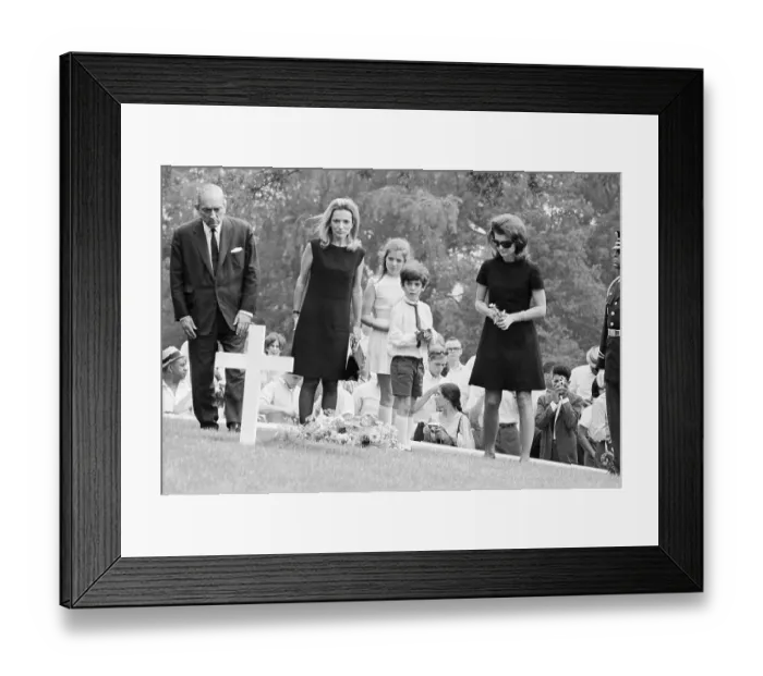 Framed Print : Jacqueline Kennedy and Children at Gravesite of the Late President Kennedy Framed Print : Jacqueline Kennedy and Children at Gravesite of the Late President Kennedy