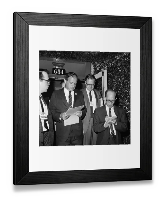 Framed Print : Frank Mankiewiths Reads Of RFK'S Death Framed Print : Frank Mankiewiths Reads Of RFK'S Death
