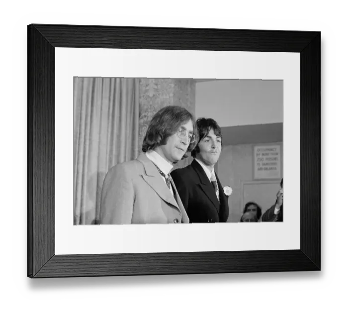 Framed Print : Lennon and McCartney Announce Forming of Apple Corps