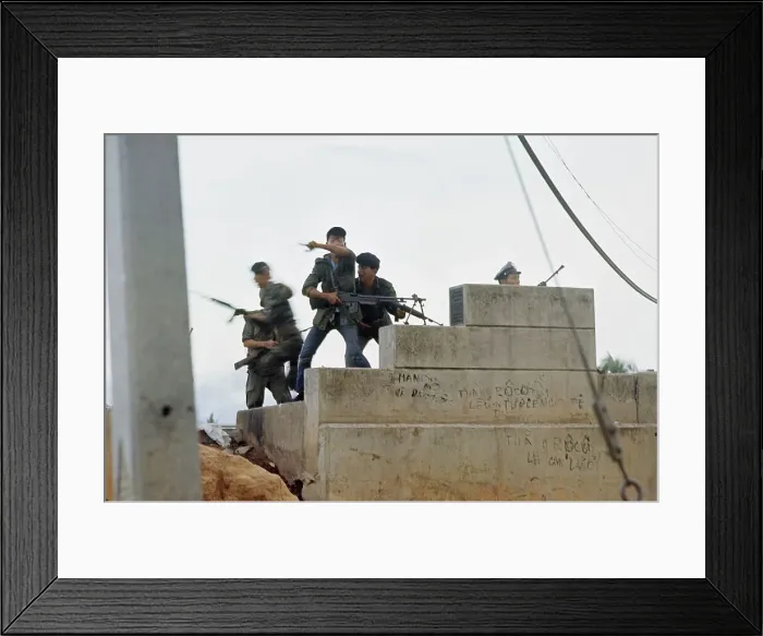 Framed Print : Vietnamese Soldiers