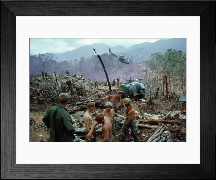 Framed Print : Evacuating A Firebase: Vietnam 1968