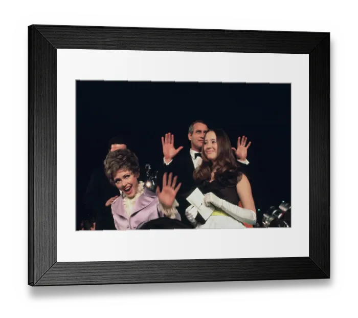 Framed Print : Barbara Rush, Paul Newman And Daughter Susan Framed Print : Barbara Rush, Paul Newman And Daughter Susan