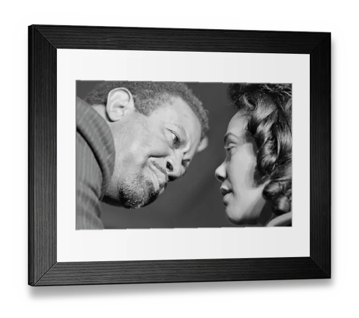 Framed Print : Reverend Ralph Abernathy Consoling Coretta Scott King Framed Print : Reverend Ralph Abernathy Consoling Coretta Scott King
