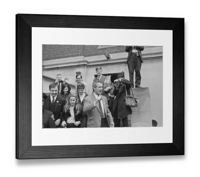 Framed Print : Portrait of Paul Newman Framed Print : Portrait of Paul Newman
