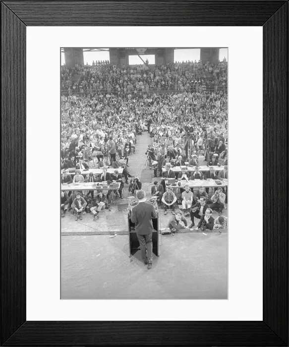 Framed Print : Robert F. Kennedy Speaking at Podium to Huge Crowd Framed Print : Robert F. Kennedy Speaking at Podium to Huge Crowd