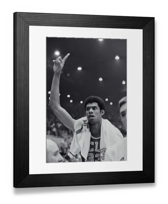 Framed Print : Lew Alcindor Raising His Arm