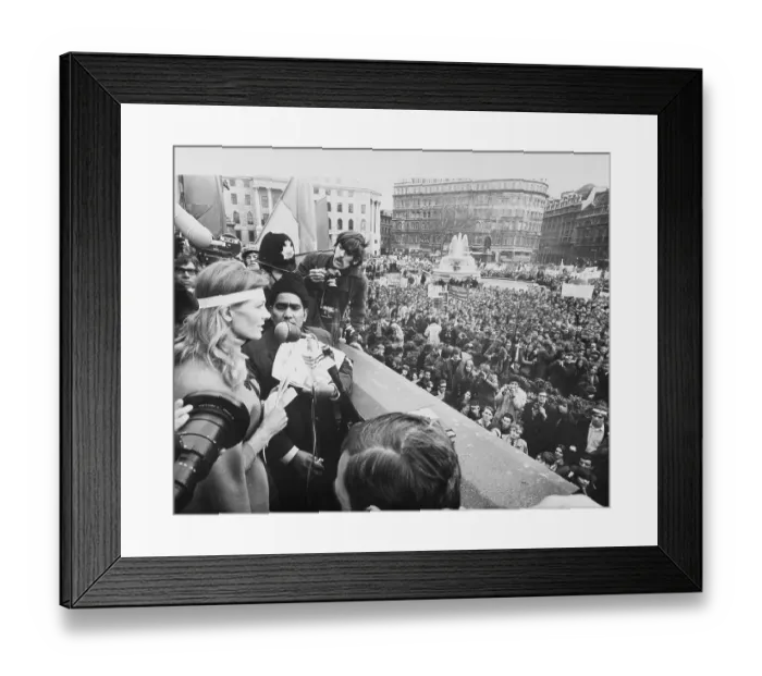 Framed Print : Vanessa Redgrave Addresses Vietnam War Demonstrators Framed Print : Vanessa Redgrave Addresses Vietnam War Demonstrators