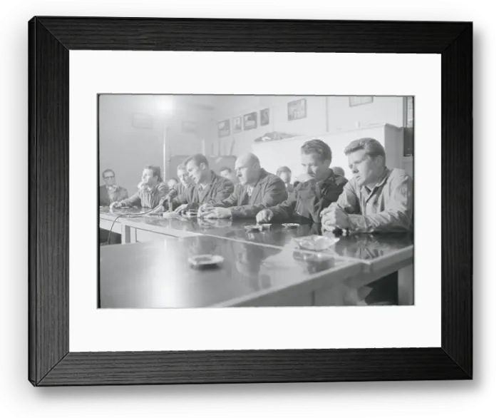 Framed Print : Lonnie Hancock, Richard Dornack, Lennie Buttram, Billy Rae Bowling, Alvin Dow, and Jimmy Ennis Framed Print : Lonnie Hancock, Richard Dornack, Lennie Buttram, Billy Rae Bowling, Alvin Dow, and Jimmy Ennis