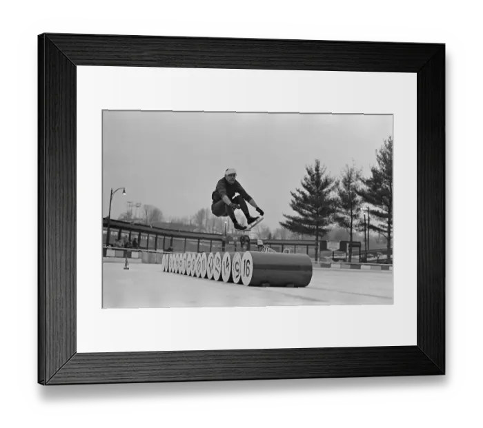 Framed Print : Richard Widmark Jumping Framed Print : Richard Widmark Jumping