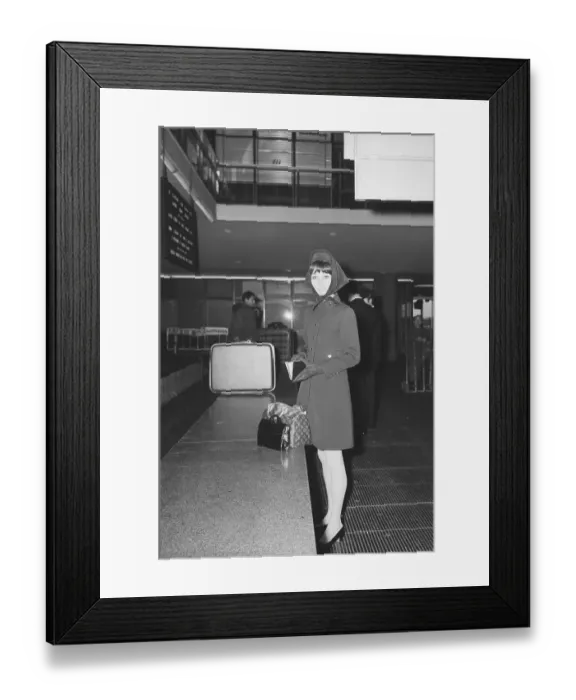 Framed Print : Audrey Hepburn at Airport in Rome