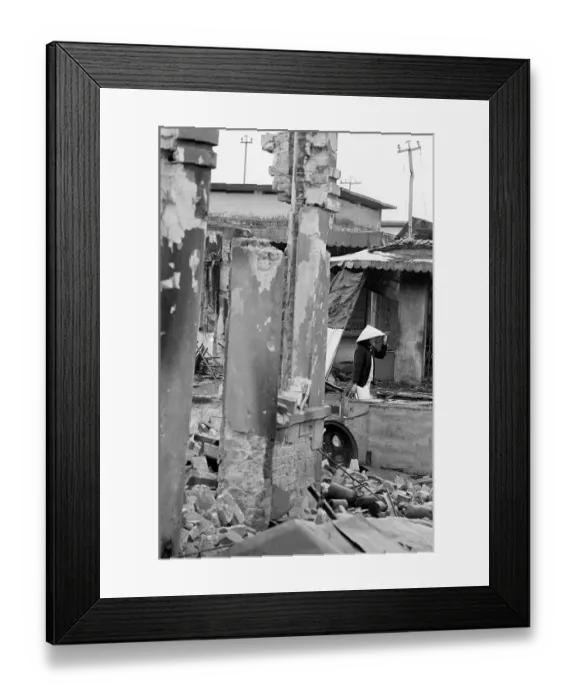 Framed Print : Refugees Building a Shelter after Attacks Framed Print : Refugees Building a Shelter after Attacks