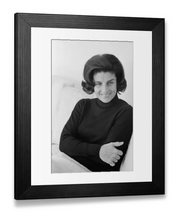 Framed Print : General Yitzhak Rabin's Wife Lea Rabin Posing Framed Print : General Yitzhak Rabin's Wife Lea Rabin Posing